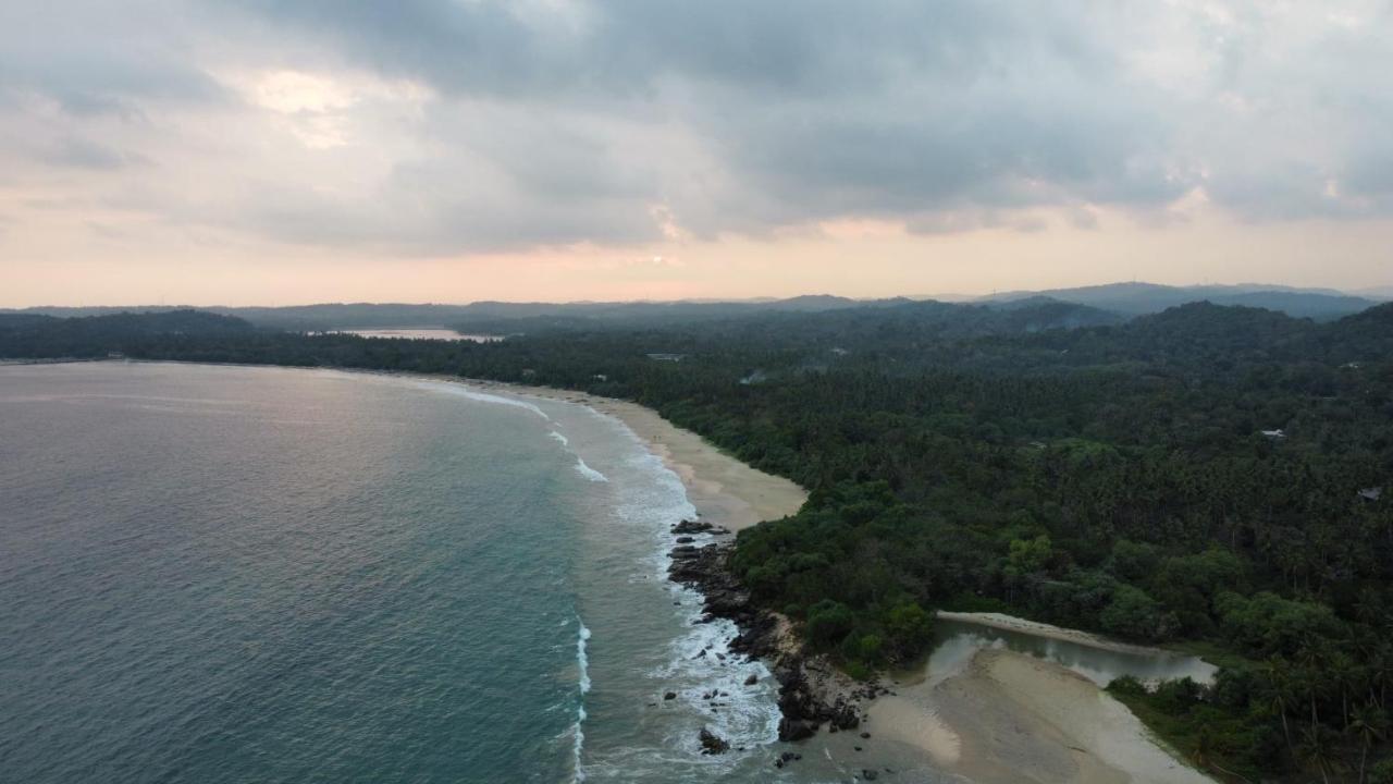 Hiru Villa Tangalle Esterno foto